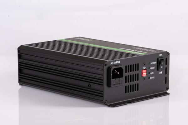 MOBILEKTRO® 30A 12V Universal-Batterieladegerät UBC 1230 Multi Ladegerät für LiFePO4 - AGM - Gel - Nass -Batterien